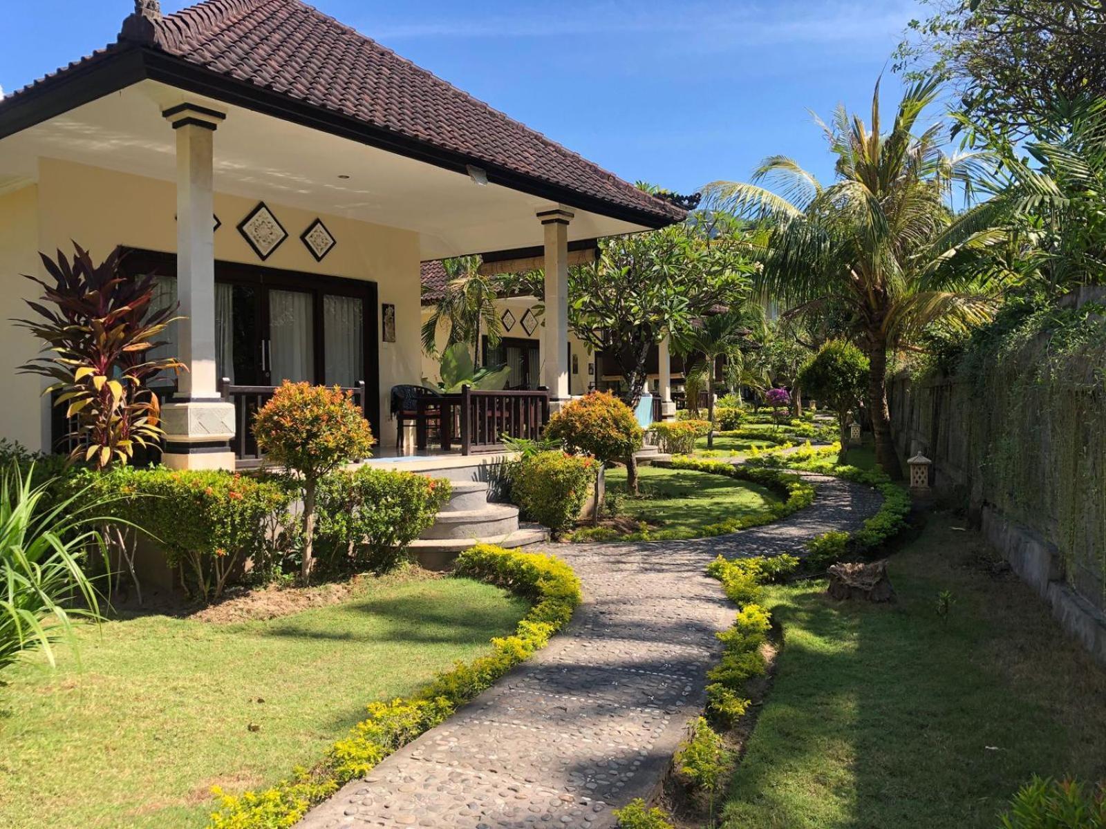 Bintang Beach Villa Амед Екстер'єр фото