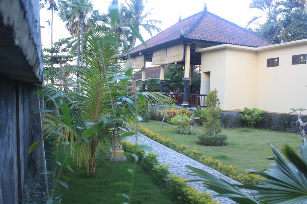 Bintang Beach Villa Амед Екстер'єр фото