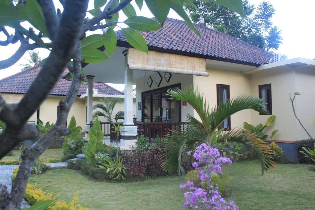 Bintang Beach Villa Амед Екстер'єр фото