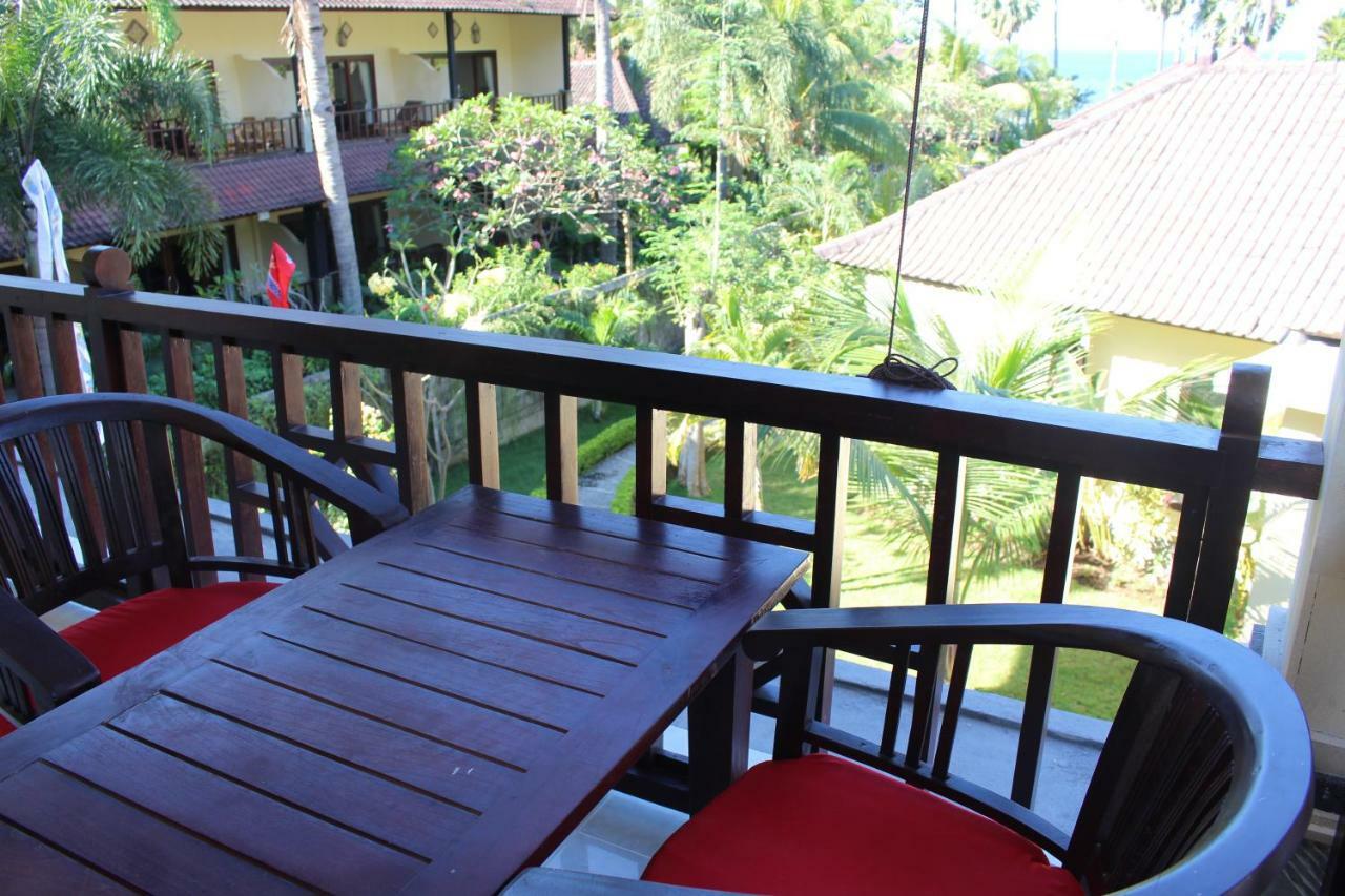 Bintang Beach Villa Амед Екстер'єр фото